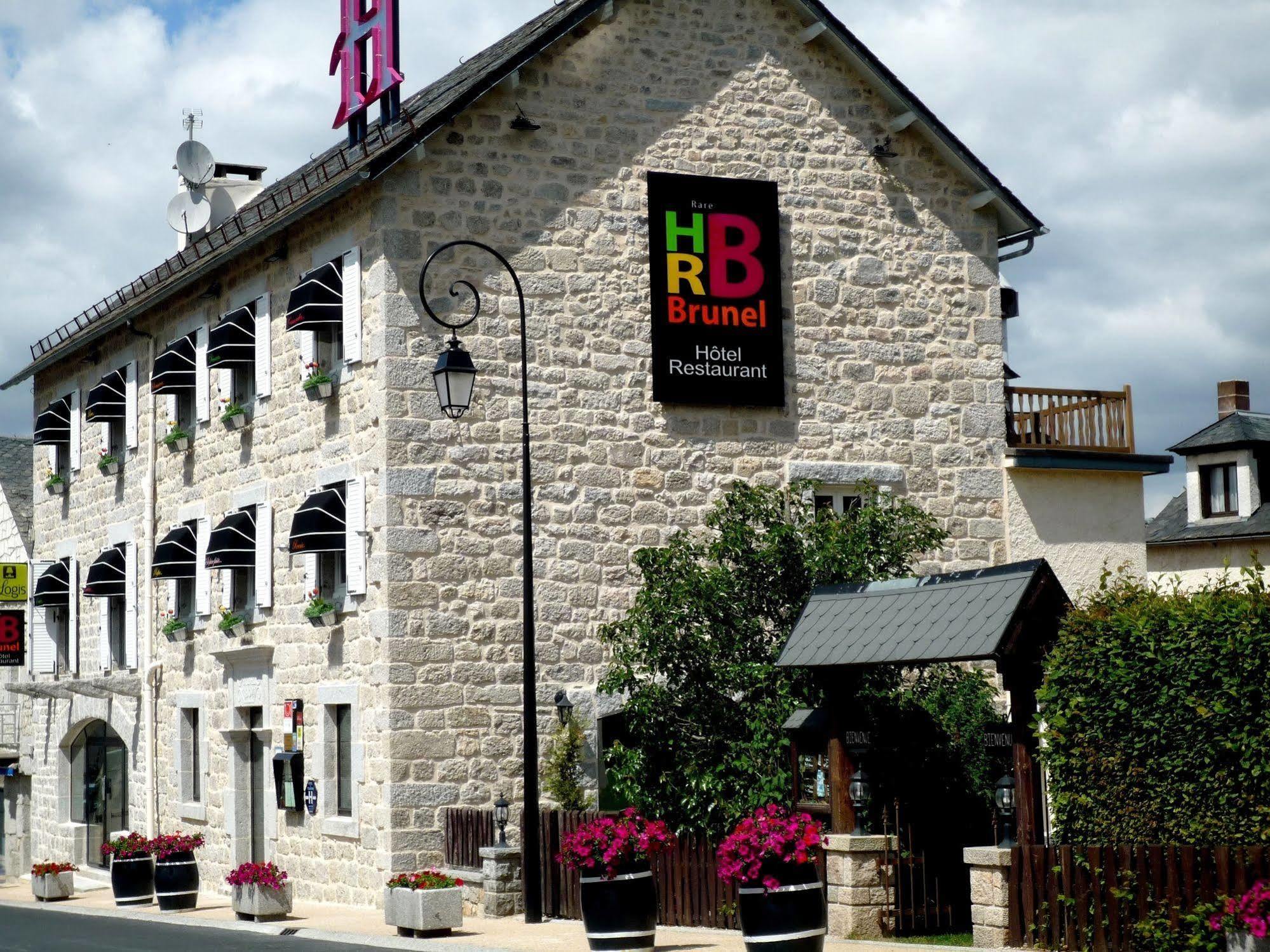 Hotel Le Rocher Blanc Albaret-Sainte-Marie Exterior photo